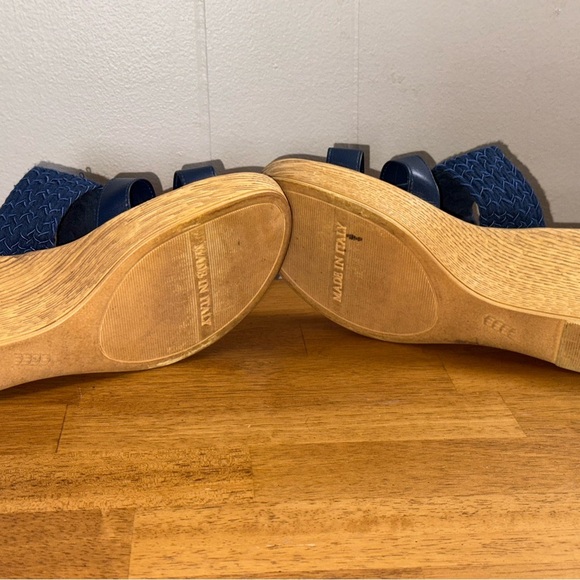 Italiana by Italian Shoemakers • Mandii Wedge Sandals - Picture 6 of 10